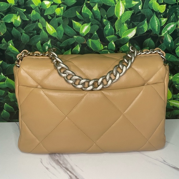 CHANEL PURSE 100% AUTHENTIC CHANEL BAG CHANEL 19 FLAP BAG - Picture 3 of 15